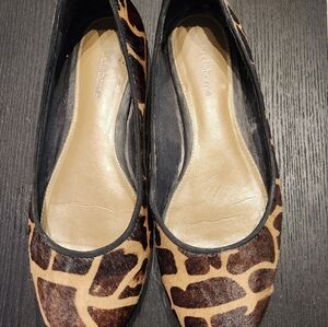 Giraffe Print Flats